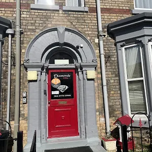 Bed & Breakfast Diamonds Near Hospital York